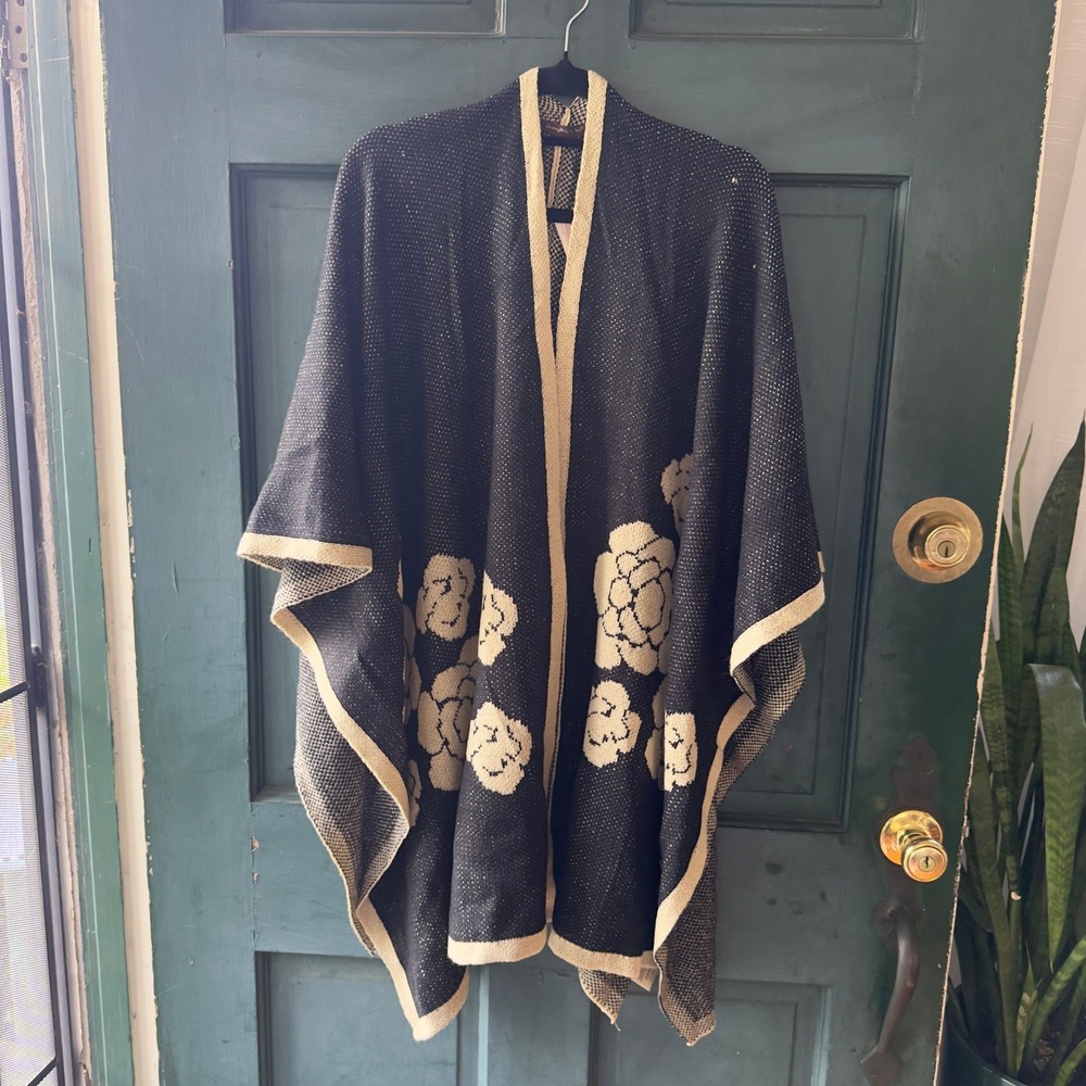 New Ruana Knit Poncho Cape Shawl Floral Print Open Front Cover‎ Up